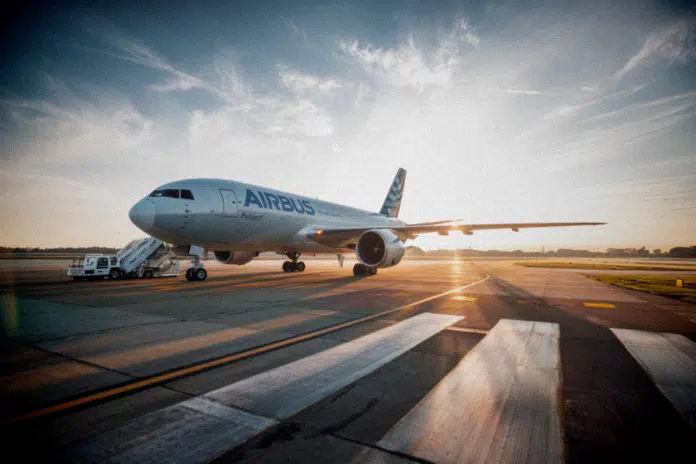 Airbus prépare le premier vol de l'A350F cargo, prévu pour fin septembre