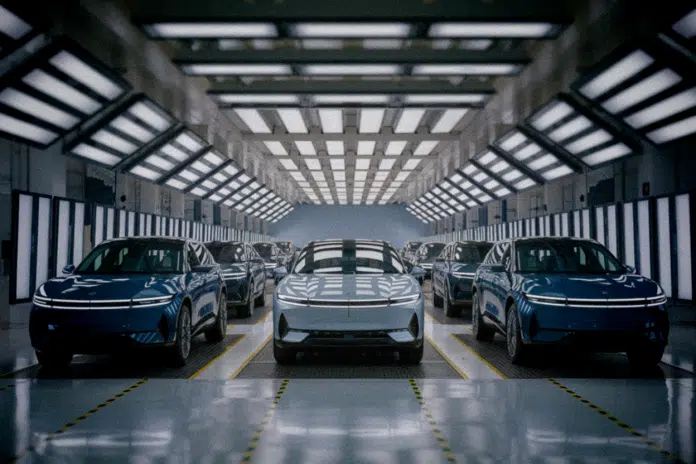 BYD entre dans le top 10 mondial, Renault juste devant : Tesla n'est que 16e