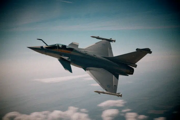 L'Inde reçoit l'offre française pour 114 Rafale, négociations lancées