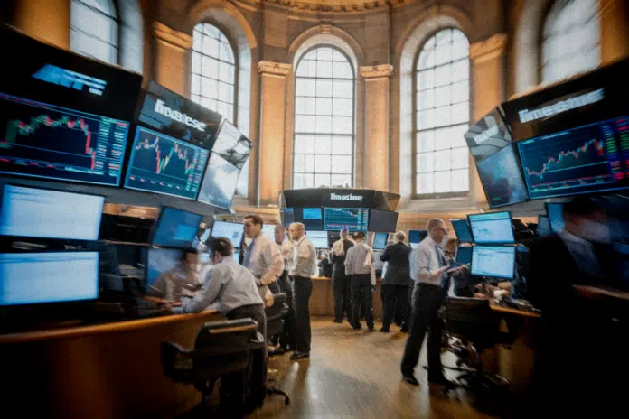 Le CAC 40 repasse les 8.000 points, Vallourec et Alstom tirent l'indice