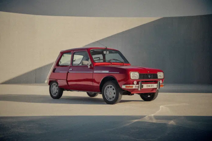 Renault 5 : la teinte Rouge Flamme débarque au catalogue