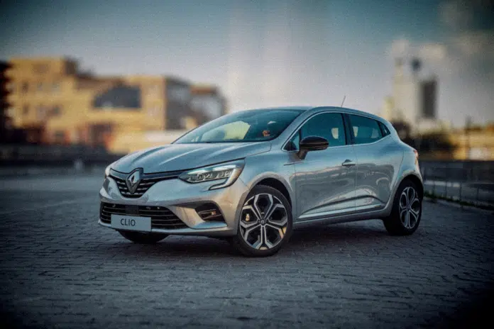 Renault Clio TCe 115 EDC : la version essence automatique disparaît du catalogue