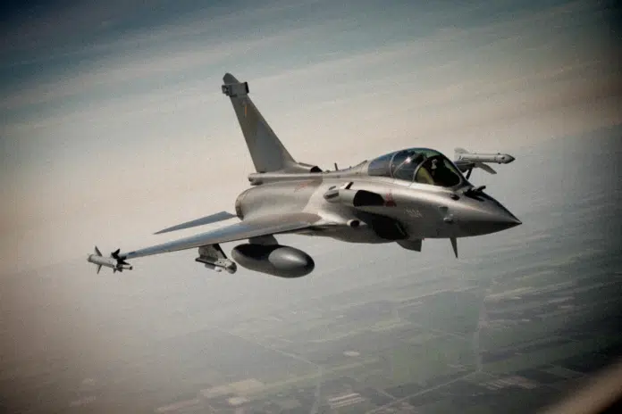 New Delhi veut un Rafale F4 de guerre électronique avant le standard F5 français