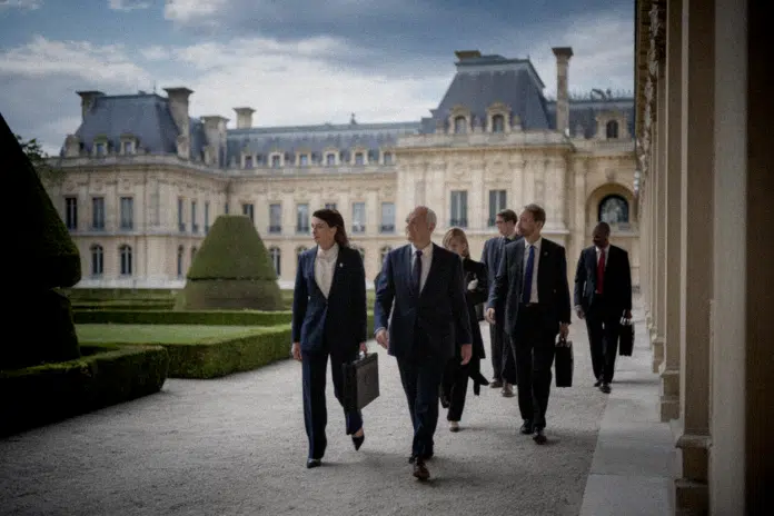 Tricastin : les élus drômois reçus à l'Élysée pour plaider en faveur de deux EPR2